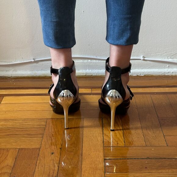 Street Feet buckle strap stilettos with metal heel and black patent upper - Picture 4 of 6